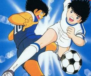 Puzzle Captain Tsubasa σε υψηλή ταχύτητα, ενώ είναι ο έλεγχος της μπάλας