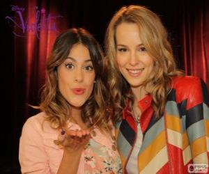 Puzzle Martina Stoessel και Bridgit Mendler