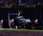 Heikki Kovalainen - Lotus - Suzuka 2010