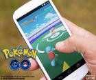 Κινητό με την εφαρμογή Pokémon GO