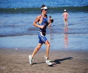 Puzzle Triathlete στο στίβο